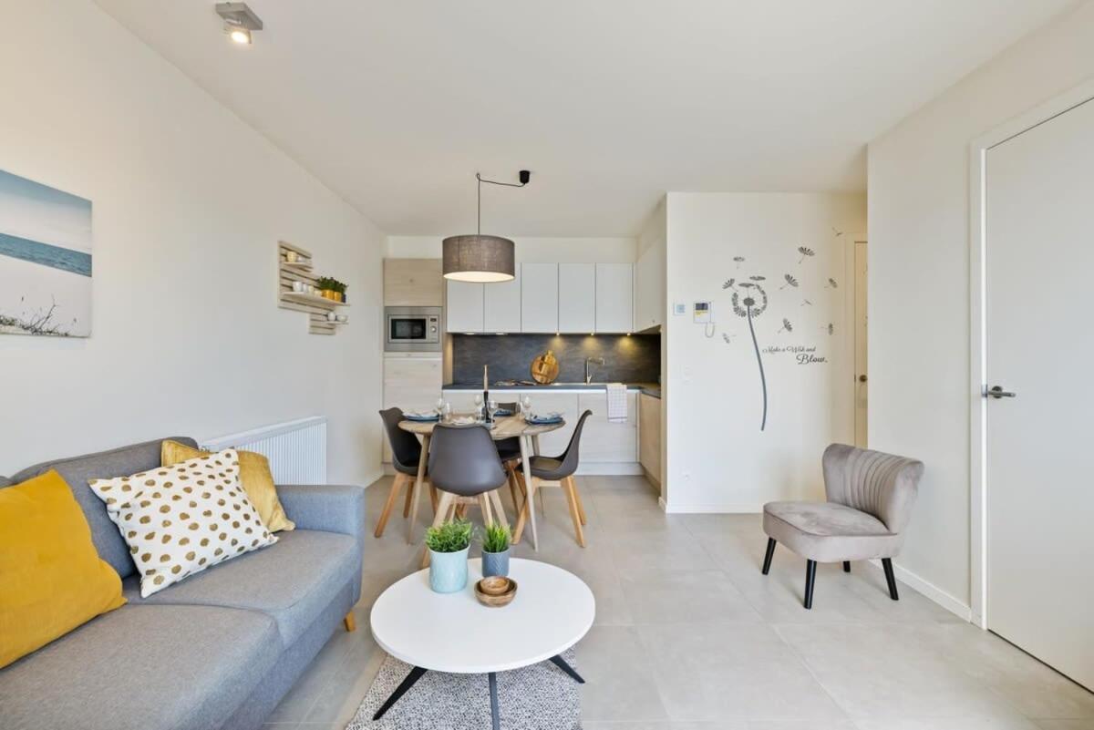 Huswell - Apartment With Natural Swimming Pool ミデルケルケ エクステリア 写真