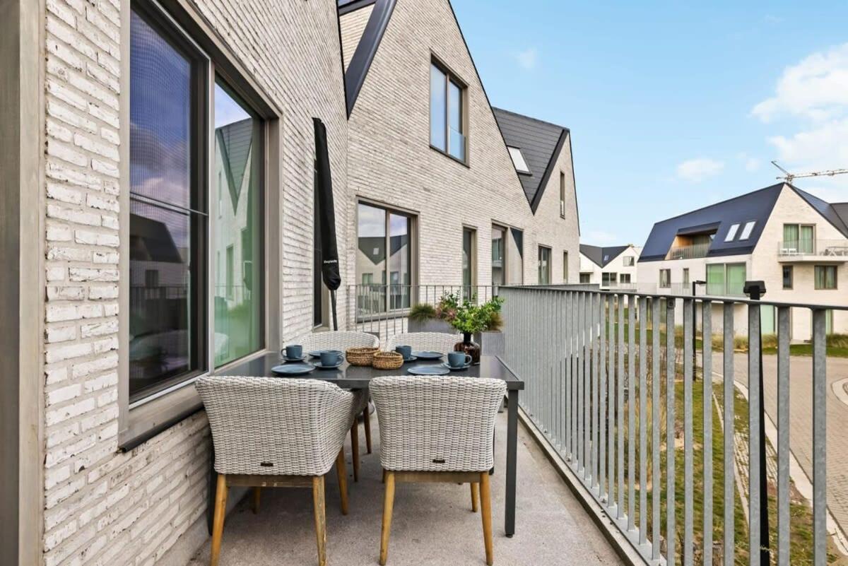 Huswell - Apartment With Natural Swimming Pool ミデルケルケ エクステリア 写真